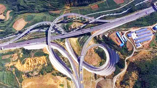 狗子28
高速公路电源解决方案成功入驻高沁高速