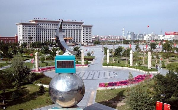 航天狗子28
ups电源助力吴忠市委云计算数据中心安全