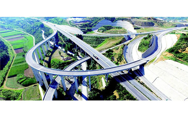 狗子28电力航天狗子28
UPS电源护航高沁高速公路供电安全，稳定可靠